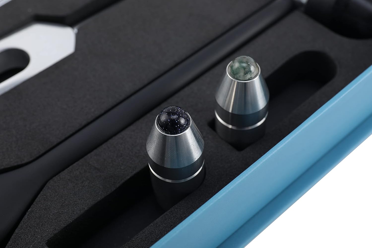 Pack of 2 Weighted Tuning Forks with Natural Gemstone Trigger Point for Sound Healing,Percussion Hammer,OM 136.1 Frequency,Virbration Health Tools, Meditation&Reiki Instruments : Musical Instruments