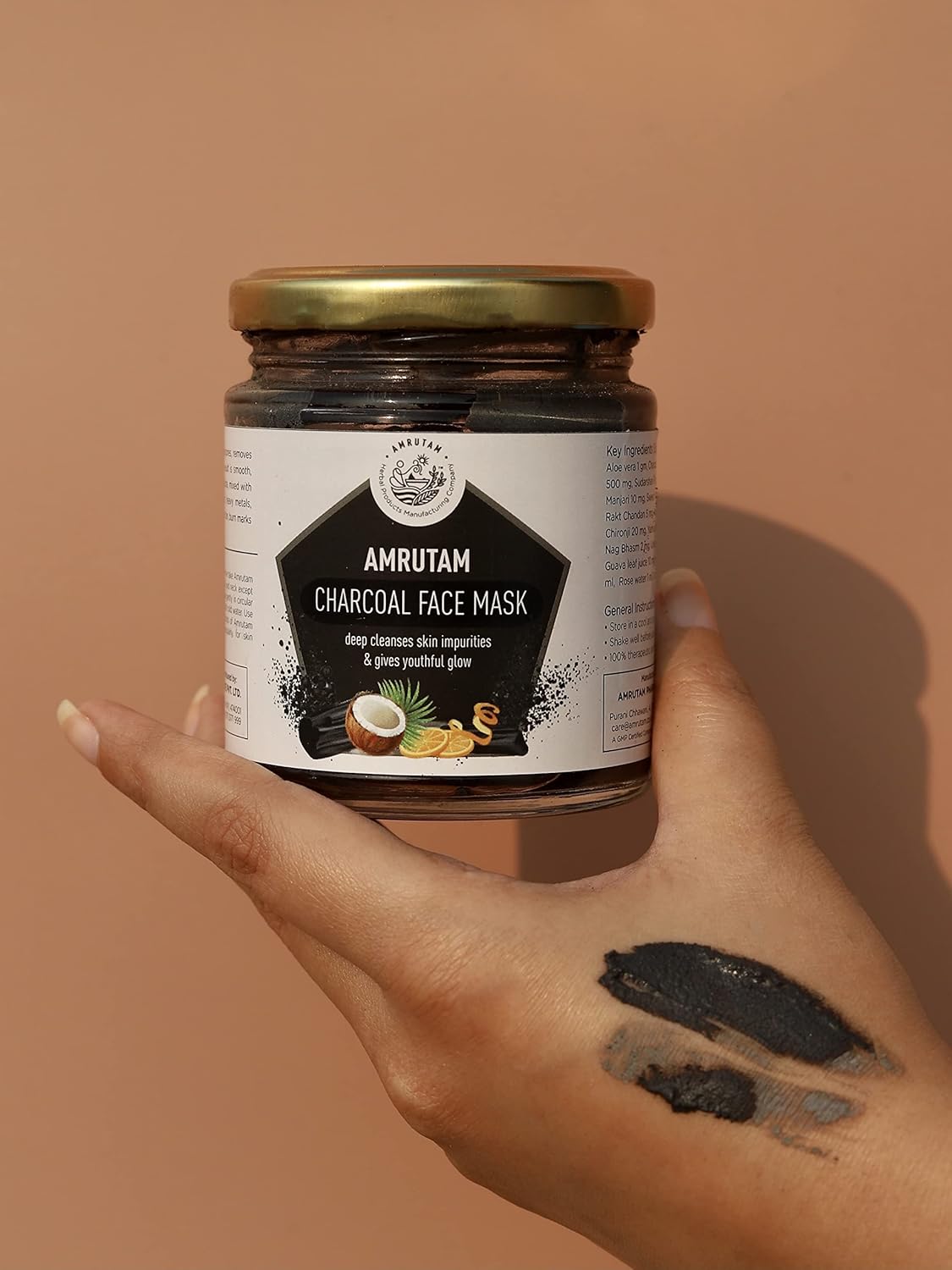 Charcoal Face Mask With Manjistha, Multani Mitti, Guava Leaf Juice - (150Gms) - Single Jar