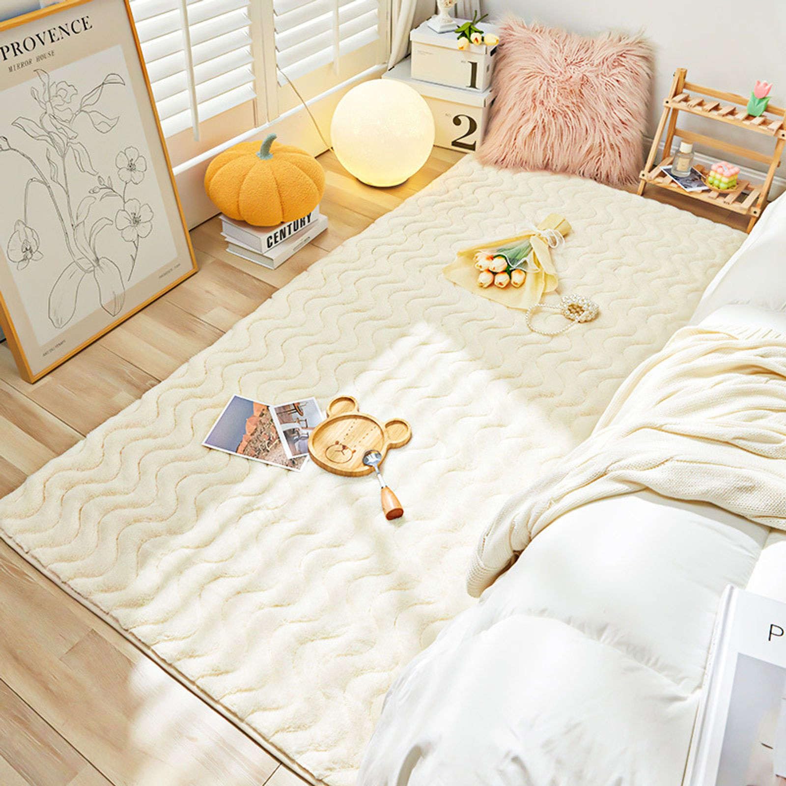 Tapis en peluche imitation fourrure lapin épais haute densité finitions soignées