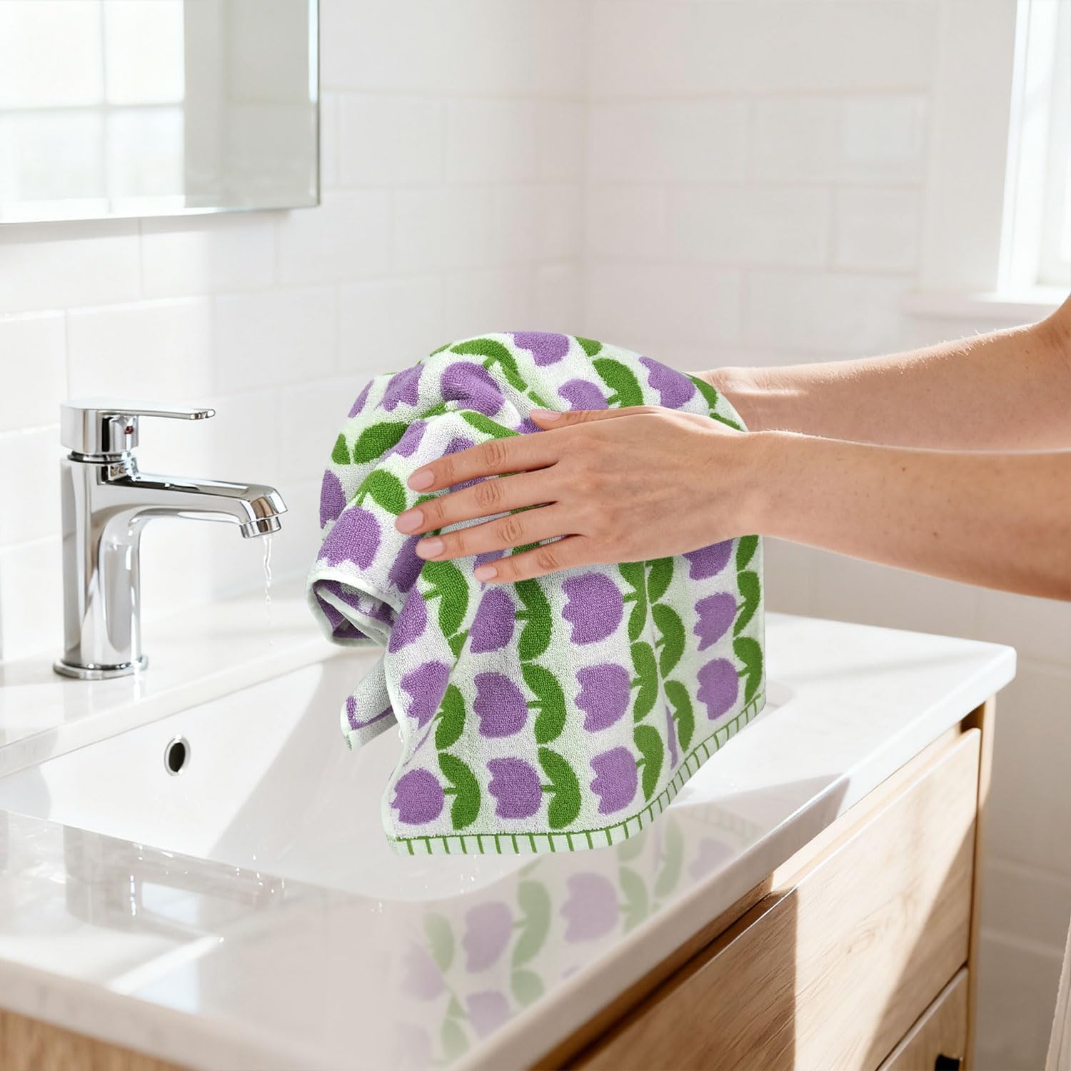 Jacquotha Hand Towels for Bathroom Kitchen Decor, Quick Dry and Soft Face Towel Set of 4, Purple Flowers, 13.5x28.5 inches - Image 5