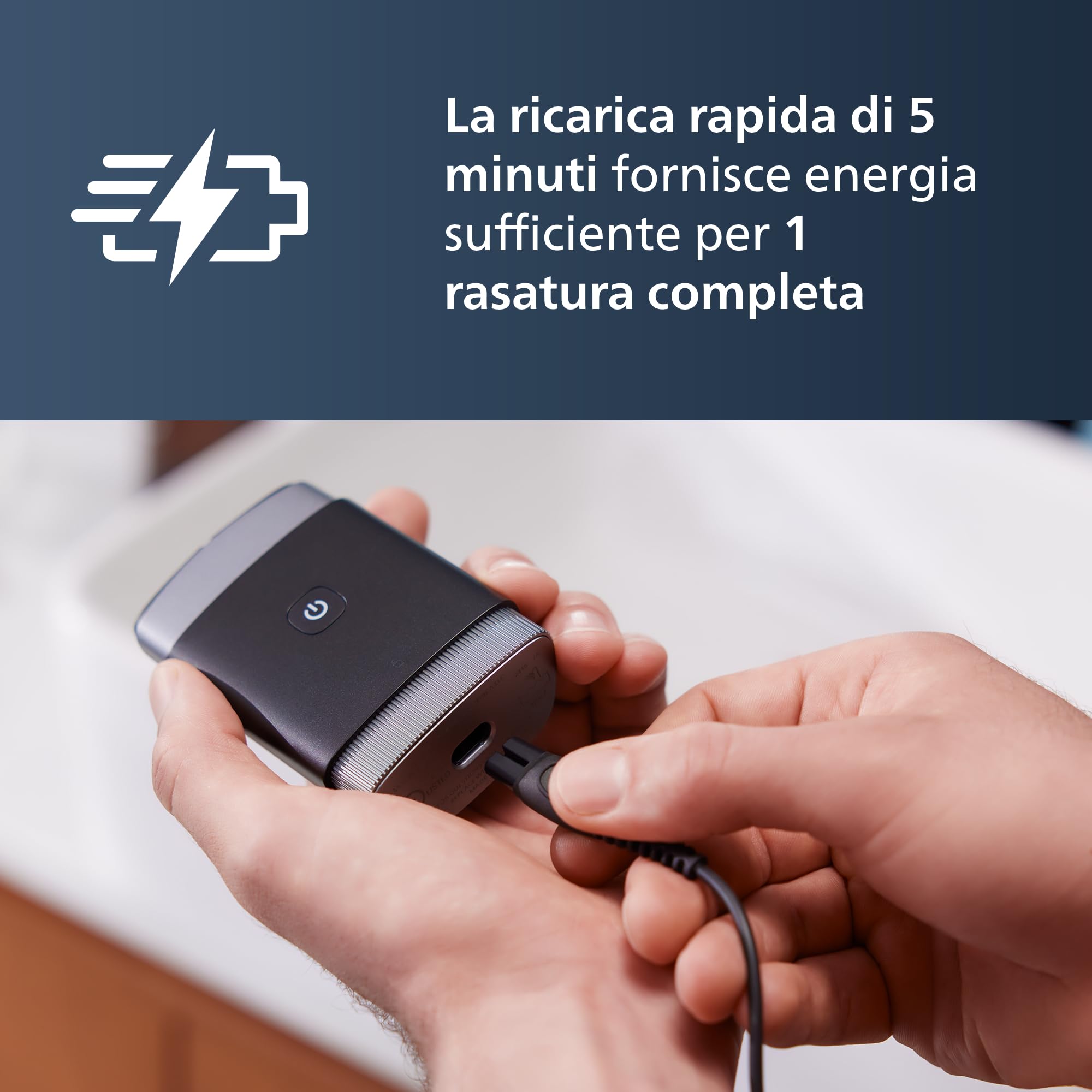 Philips Rasoio portatile, rasoio elettrico a secco e umido, sistema di lame ComfortCut, testine flottanti 3D, design compatto, batteria potente, modello PQ888/06