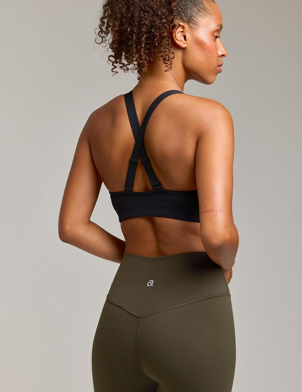 Women's Ribbed Sports Bra V Neck Padded Yoga Tank Adjustable Straps Cross Back Crop Tops - Image 3