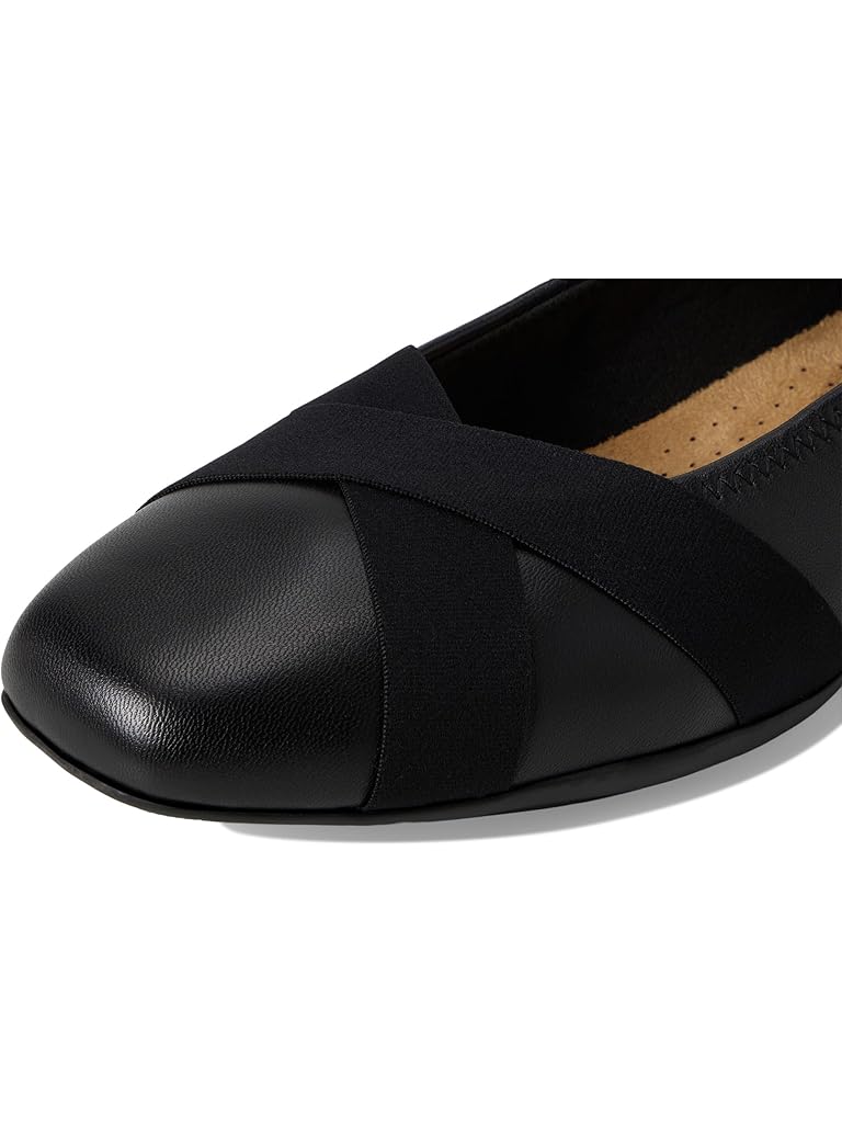 Black Clarks Jazmynn Gem
