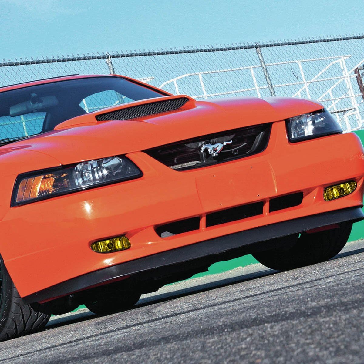 DNA MOTORING FL-ZTL-115-AM Front Bumper Fog Light Driver & Passenger Side Enhance visibility [Compatible with 99-04 Ford Mustang GT]