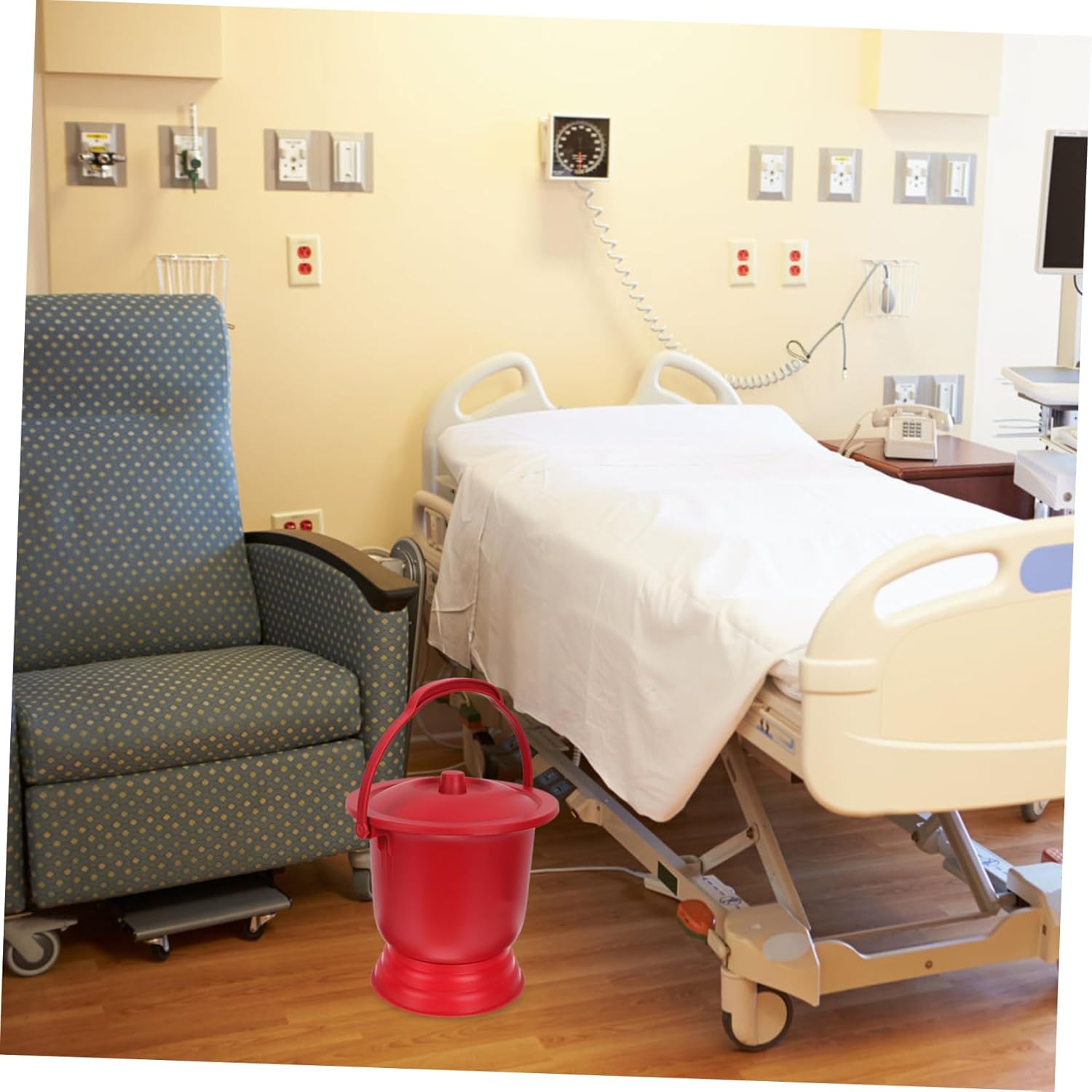 Portable Spittoon with Lid Durable Urine Pot for Weddings Sturdy Pee Container Non Slip Design Chamber Pot for Adults