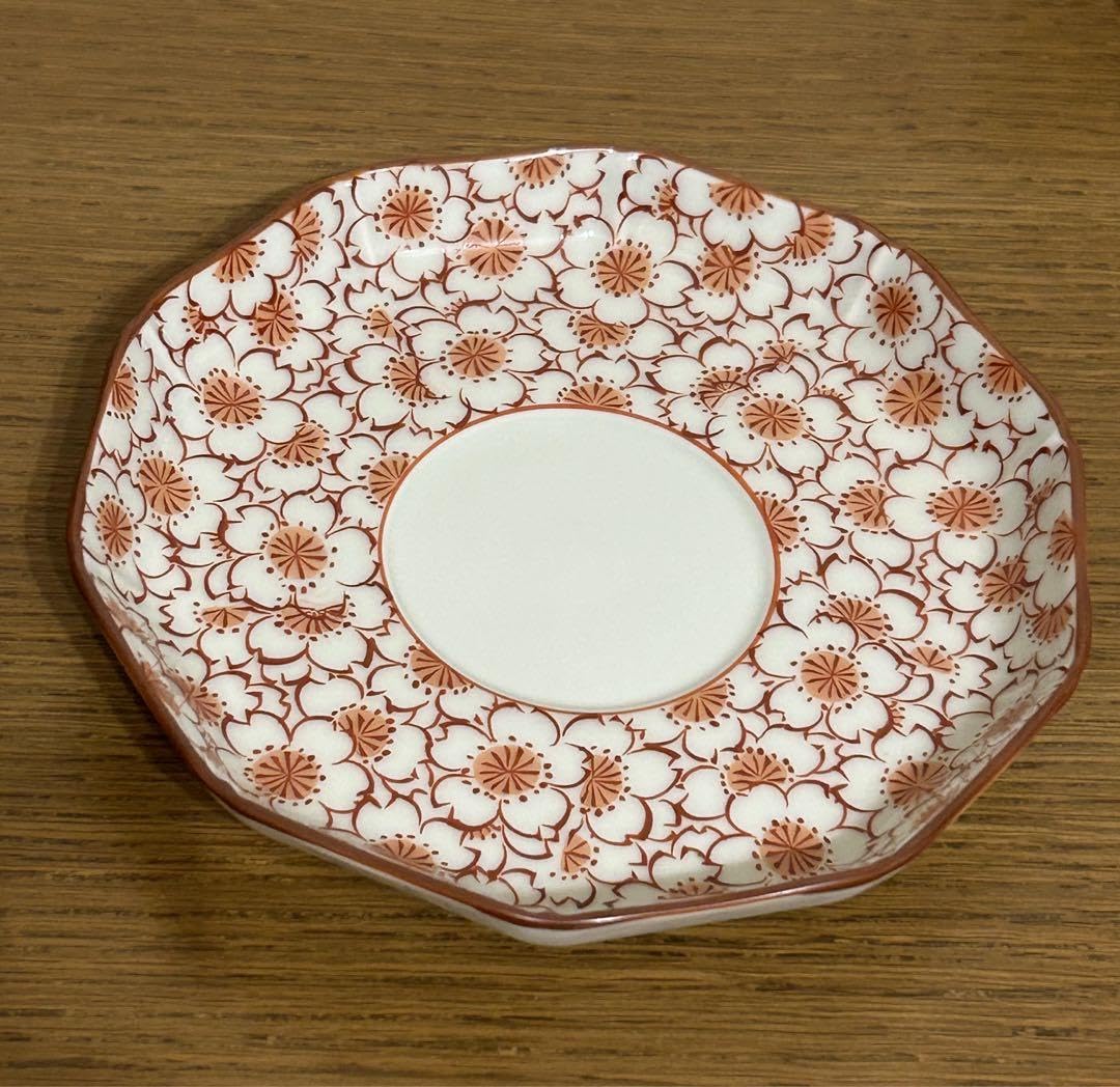 Amazon.co.jp: 賞美堂本店 有田焼 其泉窯 コーヒーカップ ソーサー 桜