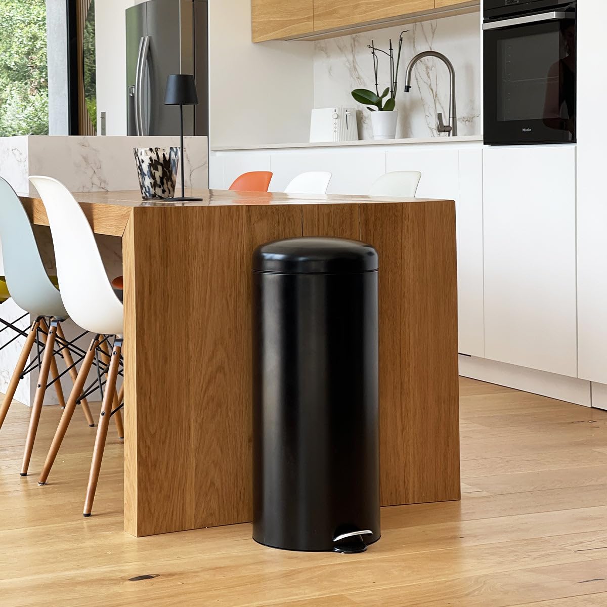Kitchen Move Urban Pattumiera cilindrica a Pedale da Cucina, Stile Basic Chic, 30 l, in Acciaio Inox, con Secchio, Nero
