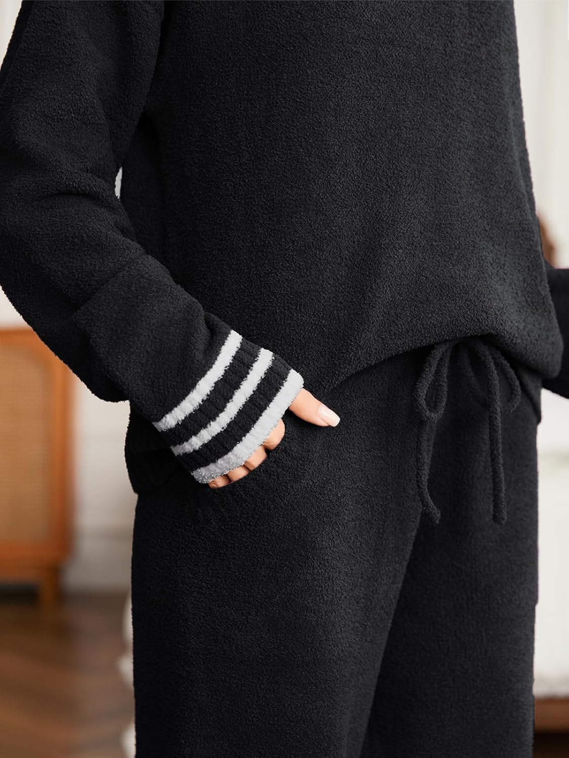 Snuggle Sac Ultrasoft Women's Pajama Set, Cozy Warm Fleece Loungewear Long Sleeve 2-Piece PJs for Winter - Image 6