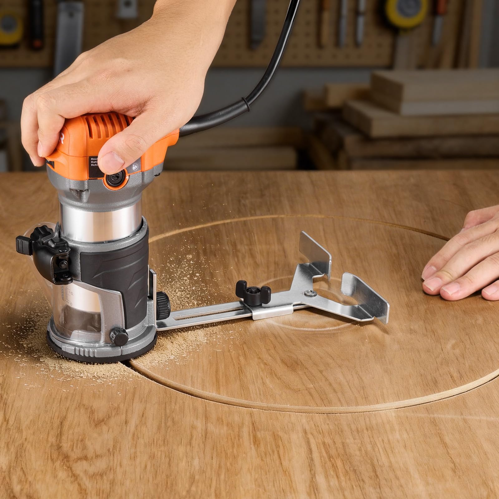 VEVOR Fresadora de Madera 1 HP 710 W, Rebajadora Eléctrica de 6 Velocidades Variables, Arranque Suave, con 3 Bases y Guía Paralela, Fresadora de Cantos para Carpintería, Bricolaje, con Cable