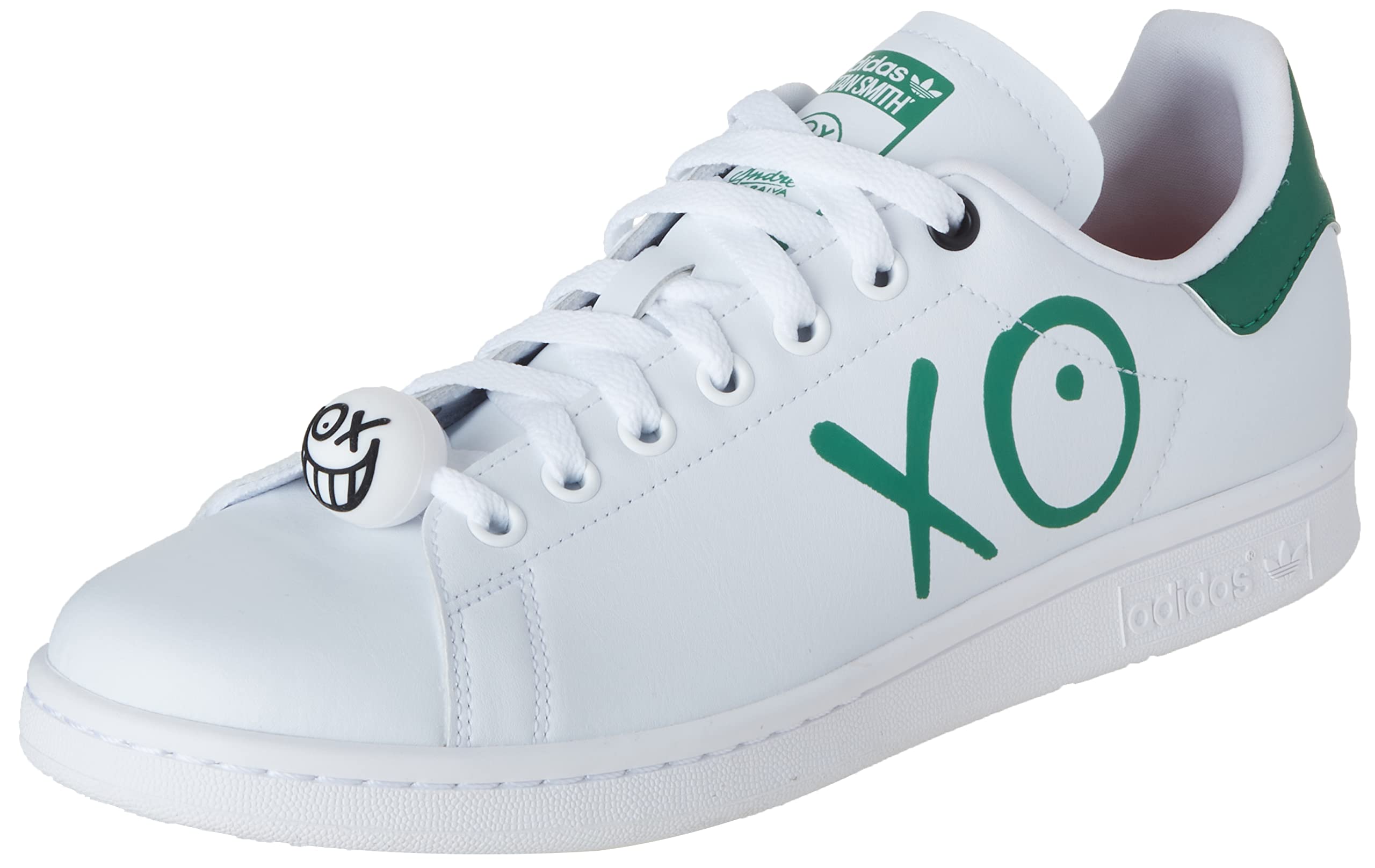 adidas Originals Stan Smith Men’s Sneakers – Synthetic Composition – Traditional Lacing – Round Toe White/White/Black 9.5 D - Medium