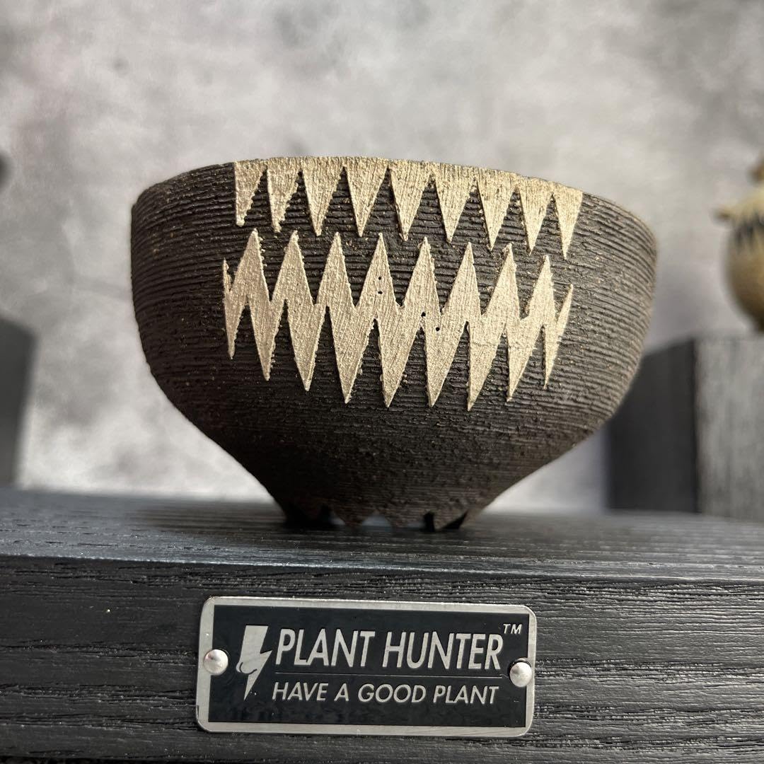 MAX サイズ　狩人 PLANT HUNTER オリジナル作品　植木鉢 陶器 MAX サイズ 狩人 PLANT HUNTER オリジナル作品 植木鉢 陶器 園芸用品