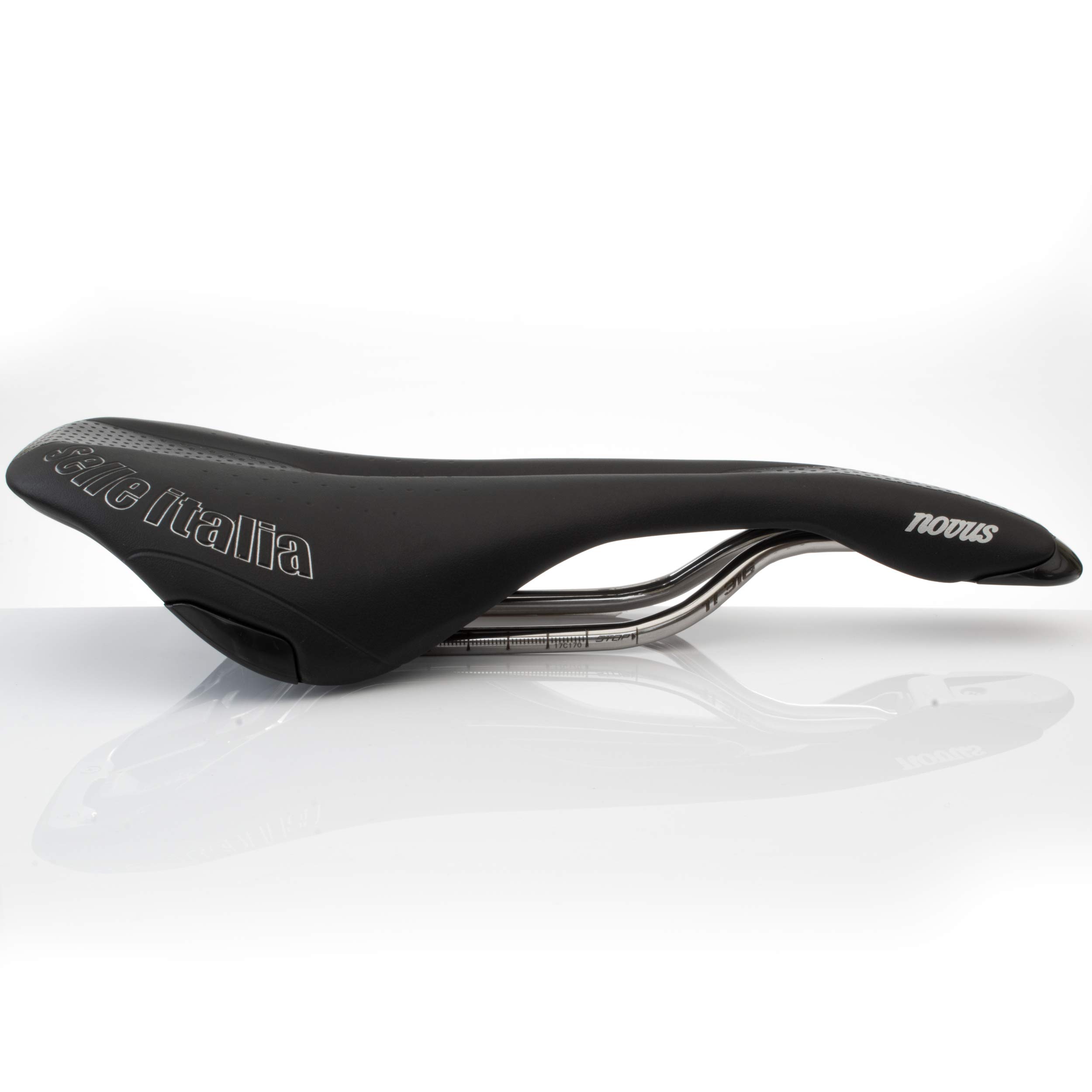 SELLE ITALIA セラ イタリア NOVUS TI316 サドル Amazon | SELLE ITALIA(セライタリア)NOVUS BOOST EVO 3D Ti316