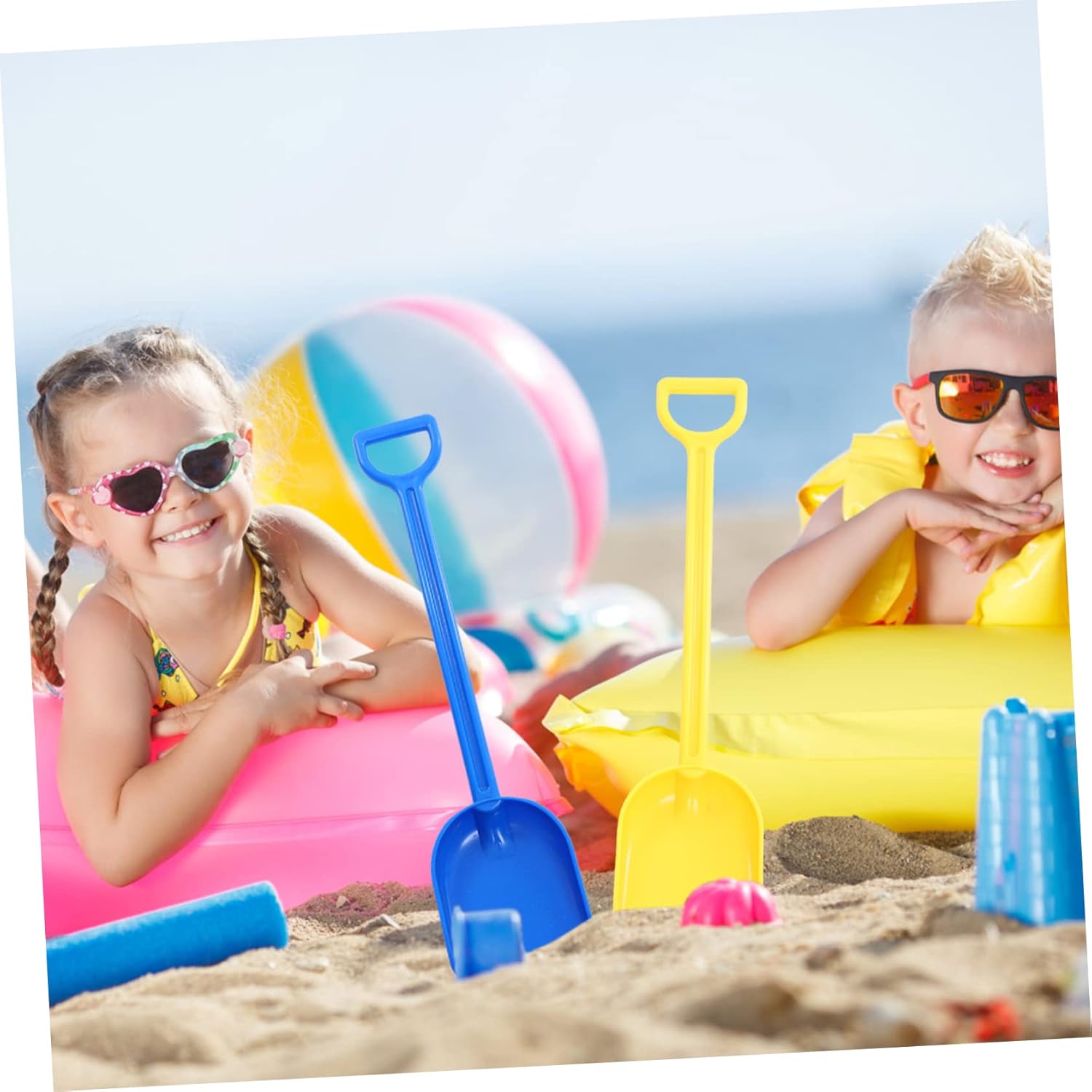 YARNOW 2Pcs Plastic Sand Shovels for Garden Beach Safe Lightweight Shovels for Present for Childrens Hand Activities