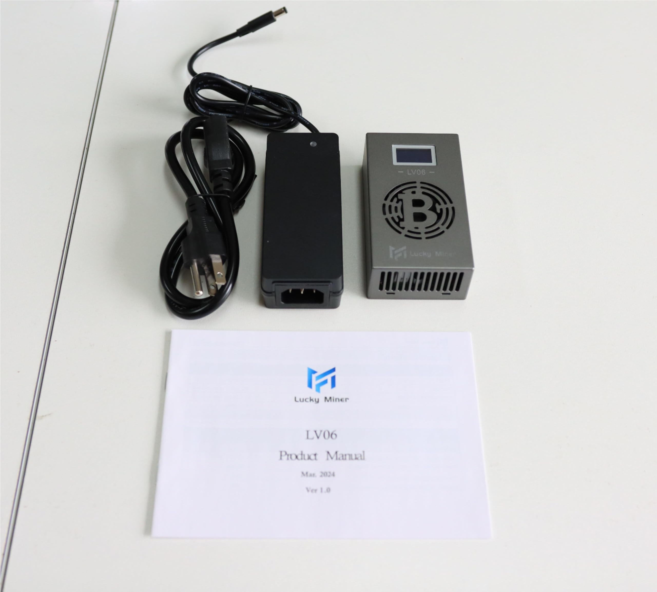 Bitcoin Miner Lucky Miner V6 WiFi 500GH/S 13W LV06 BM1366 SHA256 Home Silent Lottery Miner BTC Miner Machine Solo Miner