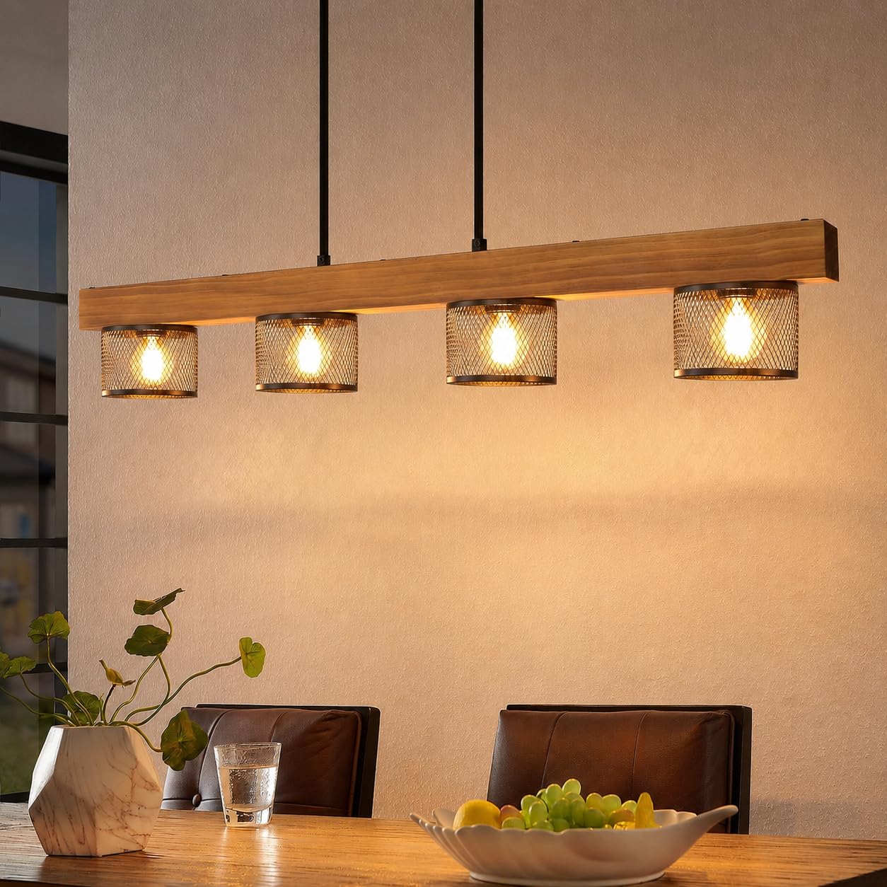 ZMH Vintage Pendelleuchte Holz Hängelampe esstisch 4 flammig mit Holzbalken | Schwarz Hängeleuchte retro Esstischlampe E14 Esszimmerlampe aus Metall für Küche Wohnzimmer Esszimmer (Ohne Leuchtmittel)