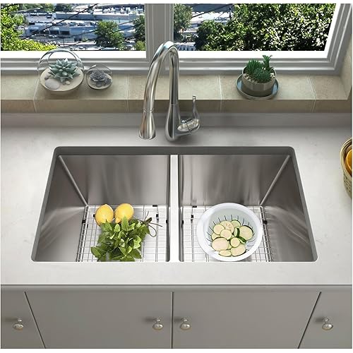 SANYCASA 33 Inch Double Bowl Kitchen Sinks with Quick Drain Slope - 11 Gauge (3mm) 304 Stainless Steel Undermount Kitchen Sink with Accessories