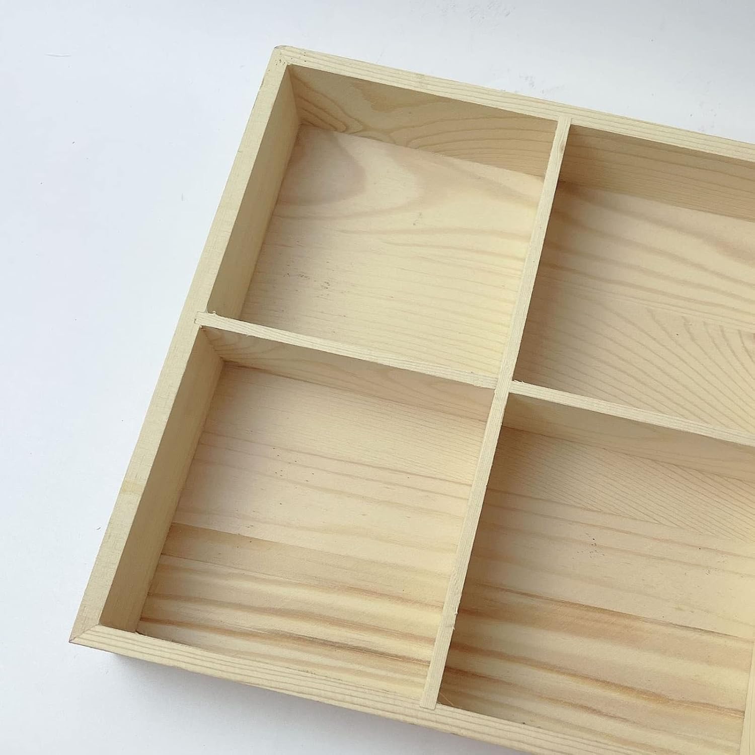 Storage Boxes Multi-Grid Storage Box, Table Top Small Items, Sundries Storage and Sorting Box, Nut and Dried Fruit Container