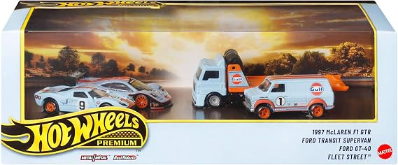 Hot Wheels Premium Collector sergilenmeye uygun setler, 3 adet 1:64 ölçekli araba ve 1 adet 1:64 ölçekli Team Transport araç, Metal/Metal şasi ve Real Riders tekerlekler, JHW43