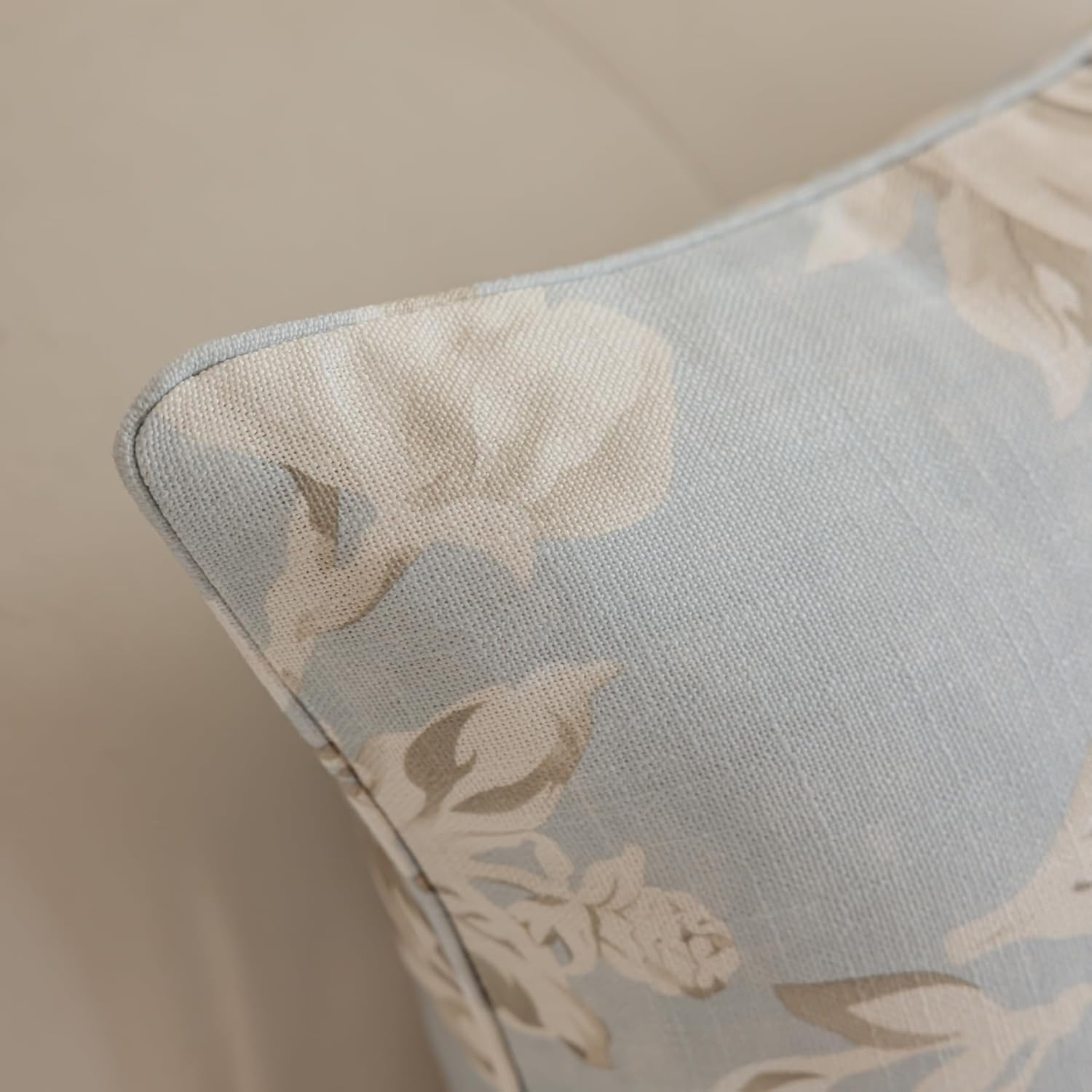 VisionaryHomeDesign Throw Pillow Covers with Insert Included, with Embroidered Detail, 18 x 18 inches, Decorative Throw Pillow for Sofa Couch Bed (Light Blue Floral, 18" L x 18" W)