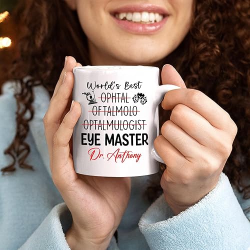 Miniatura 6 de Taza de café con nombre personalizado del mejor maestro de ojos del mundo con nombre oftalmólogo, taza de cerámica blanca personalizada de 11 15