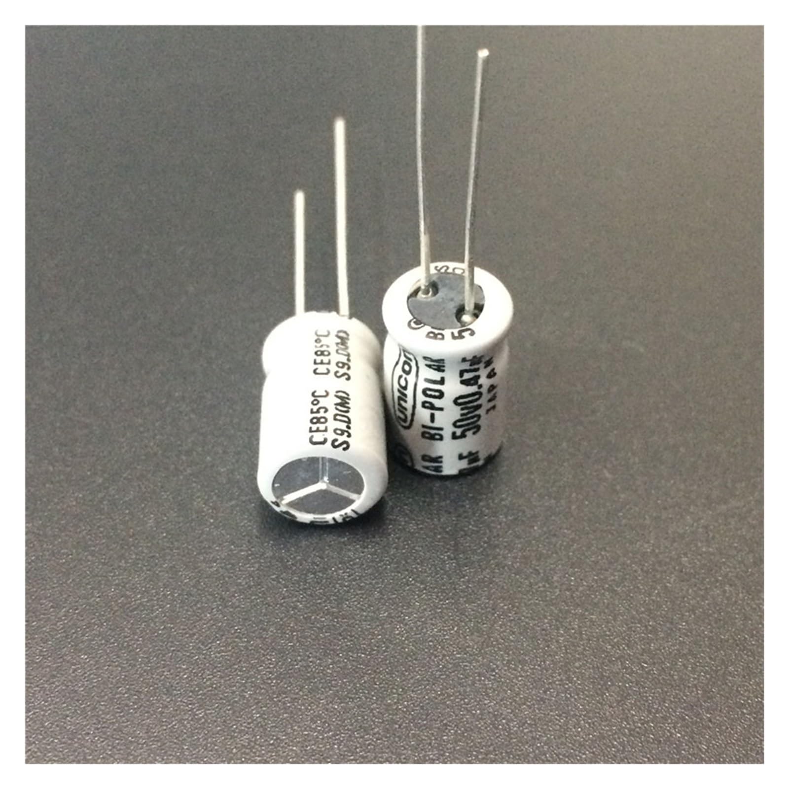 Condensateur 0.47uF 50V sans polarité pour une clarté sonore sans distorsion