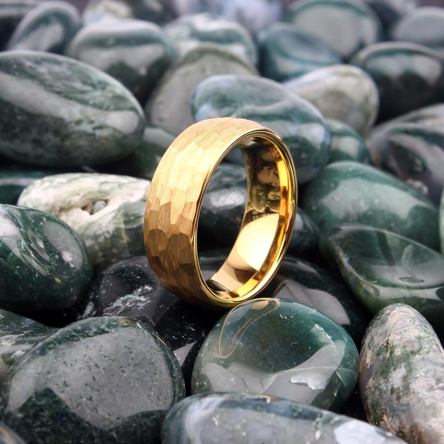 6mm 8mm Premium Hammered Gold Tungsten Wedding Band Ring for Men and Women Comfort Fit Brushed Textured Surface Size 5-15