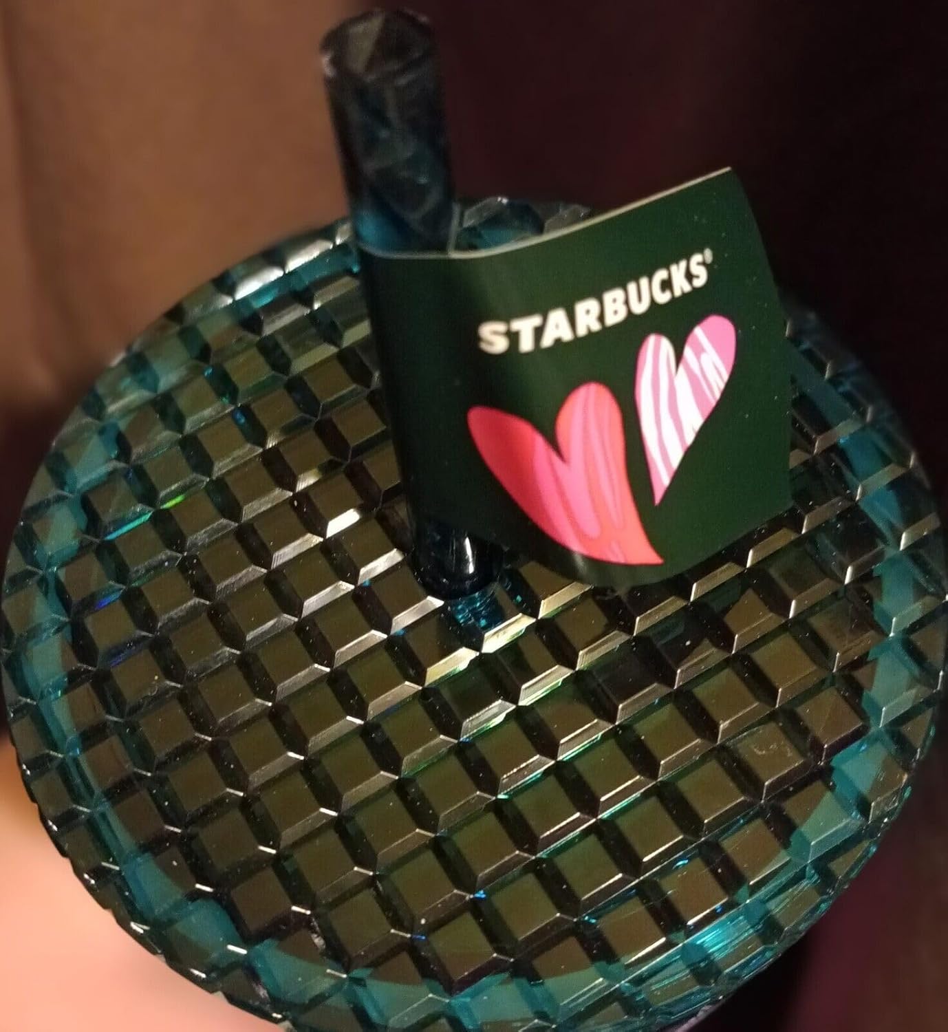 PLSTC CLD CUP GRID GRADIENT 24OZ VDAY FY24