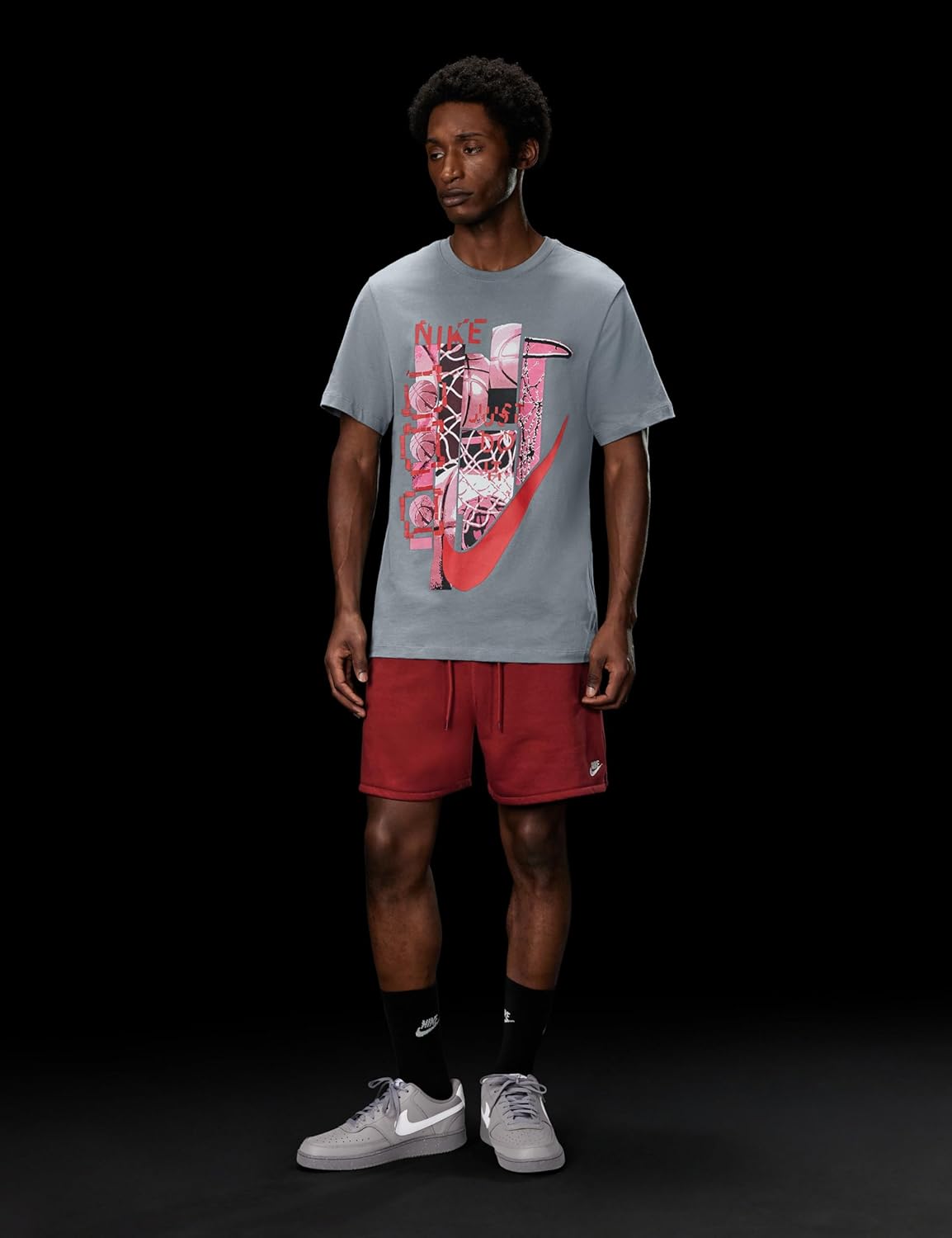 Nike Men's Sportswear Basketball Graphic T-Shirt