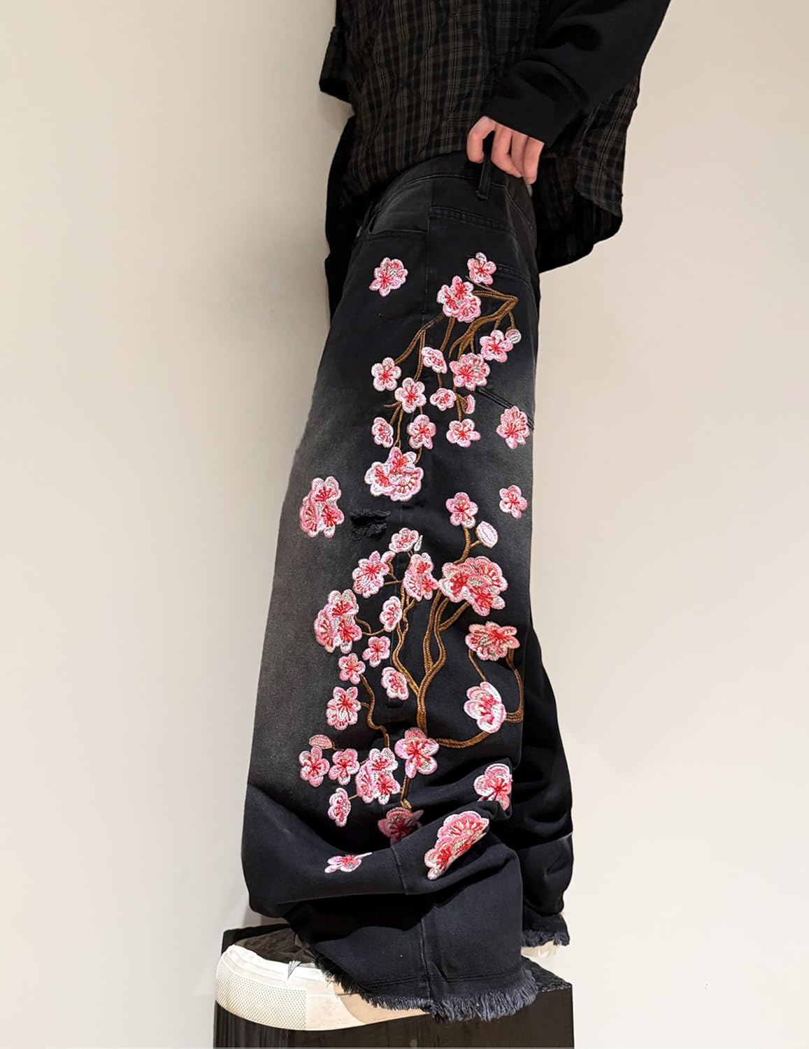 Men's Baggy Jeans Blossom Embroidery Pattern Wide Leg Y2K Jeans Mid Rise Denim Pants Streetwear - Image 5