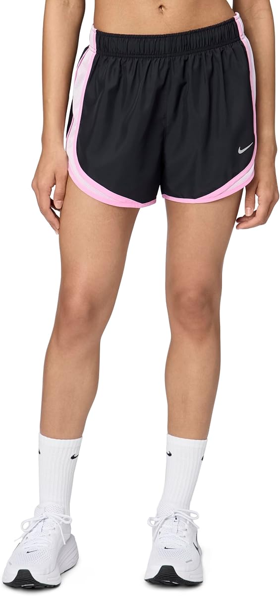 Nike Tempo Dri-FIT pantalones cortos de running con forro corto y talle medio para mujer