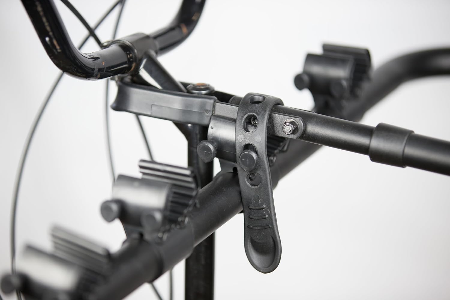 Advantage Heininger 6009 Top Tube Alternative for Women's and Kid's Bikes (18.5" to 30" in Length)