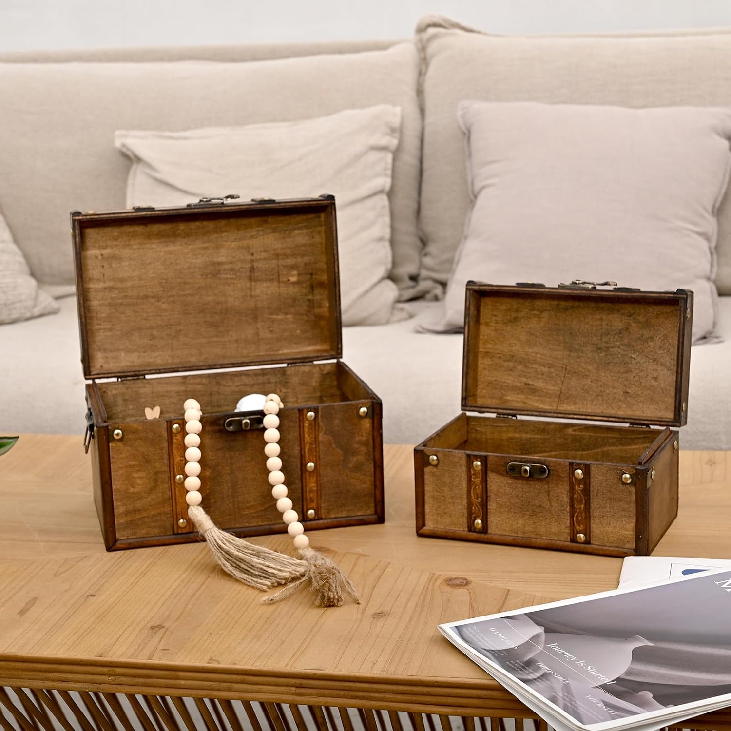 Vintage Wooden Storage Trunk Set of 2 with Antique Finish, Decorative Wooden Boxes with Metal Embellishments, Nesting Treasure Chest for Home Décor, Jewelry, Keepsakes, Gifts, Brown