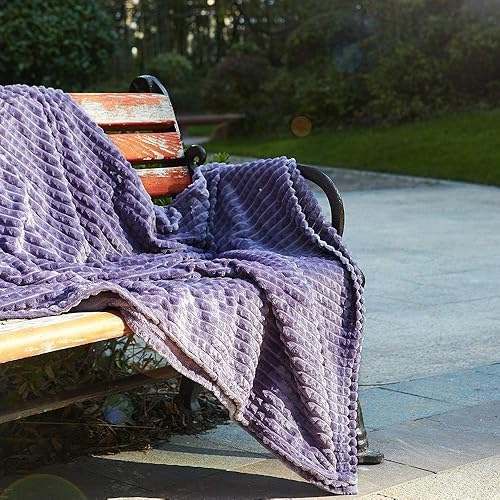 Miniatura 8 de Simple&Opulence - Manta de franela de forro polar, ligera, súper suave, de microfibra decorativa para sofá, diseño de cuadrícula estereoscópica