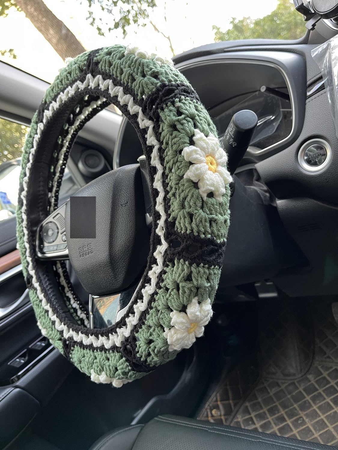 YDMZZB Crochet Daisy Steering Wheel Cover,3D Daisy Steering Wheel Cover for Women,Cute Steering Wheel Cover,Car Accessories (A,Steering Wheel Cover)