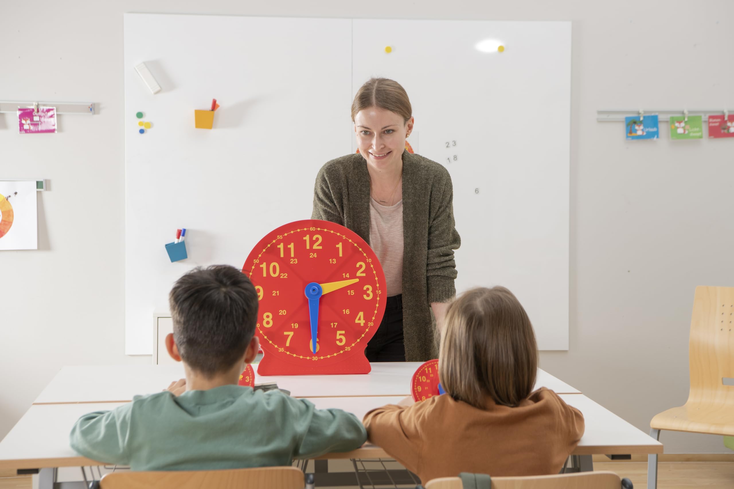 Betzold - Schüler-Uhr Klassensatz mit Box - 25 Lernuhren, 1 Demonstrationsuhr
