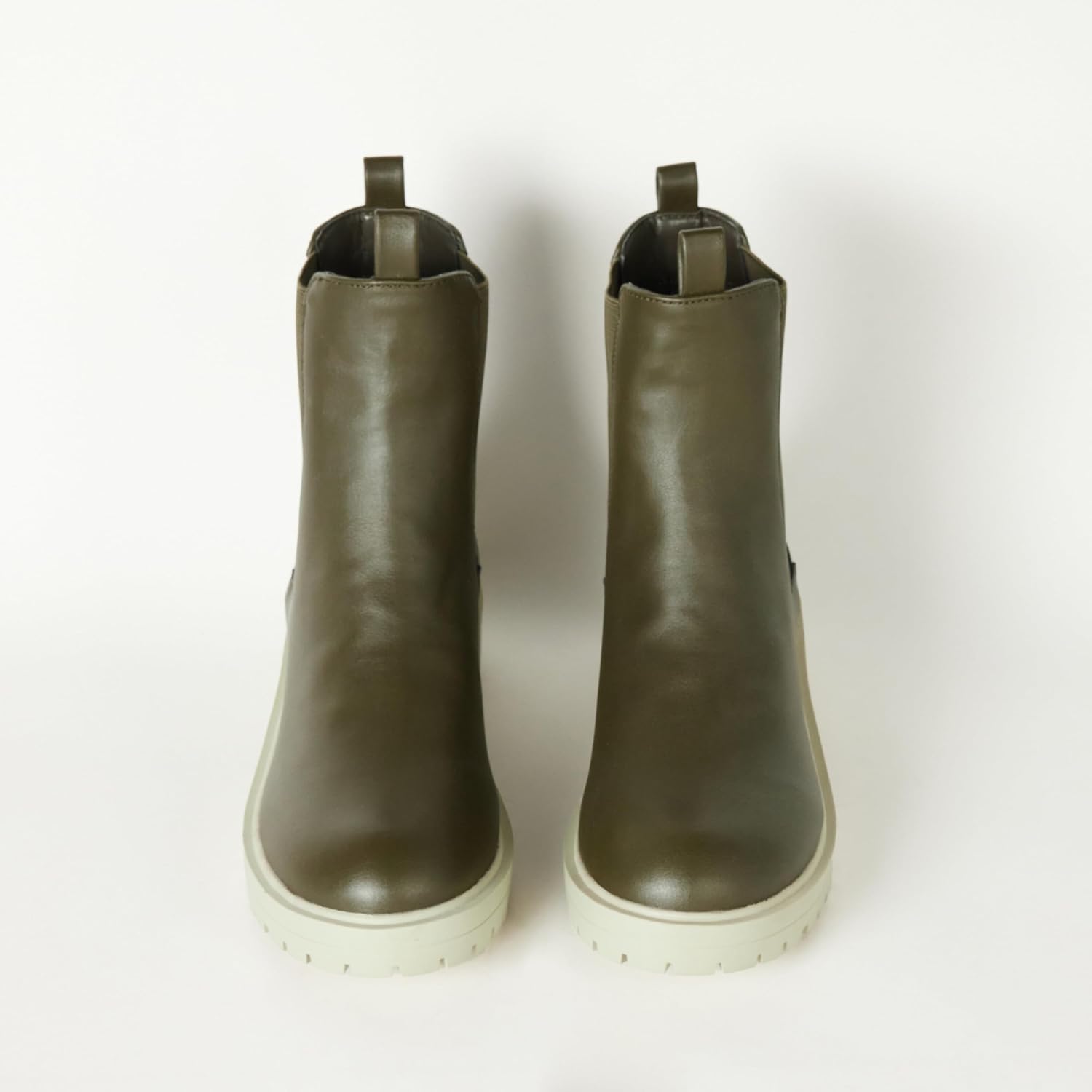 The Drop Women's Saviah Chunky Sole Pull-On Chelsea Boot - Image 6