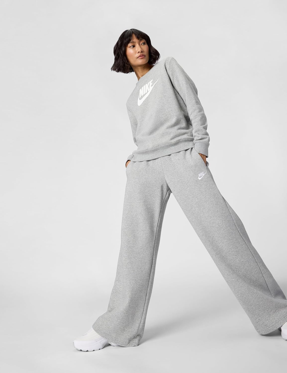 Nike Women's Sportswear Club Fleece Mid-Rise Wide-Leg Sweatpants - Image 3