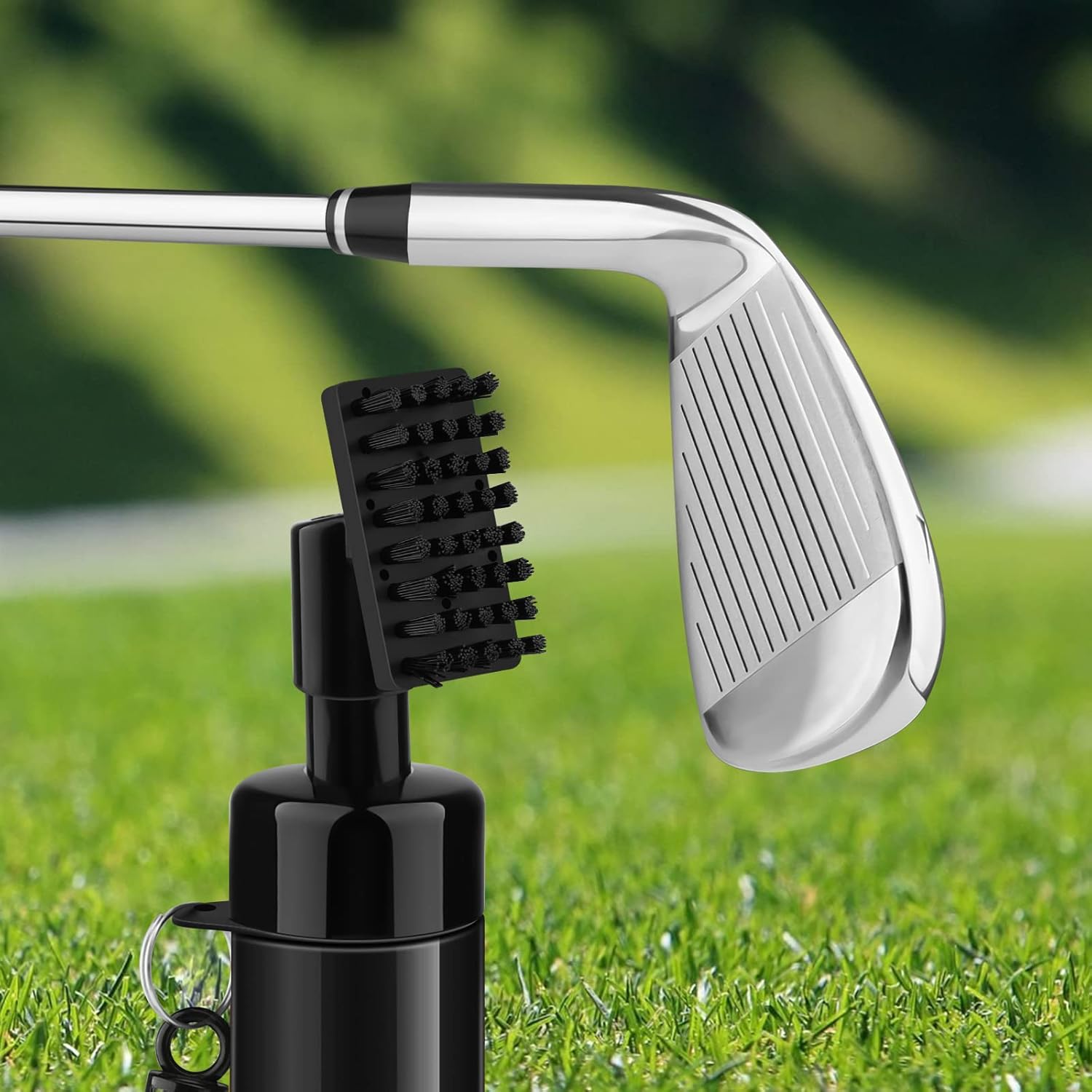 Golf Club Brush,Leakproof Water Spray Brush with Handle | Easy to Grip Club Cleaner Brush with Squeeze Bottle, Portable Press Type Black Golf Accessories Generic