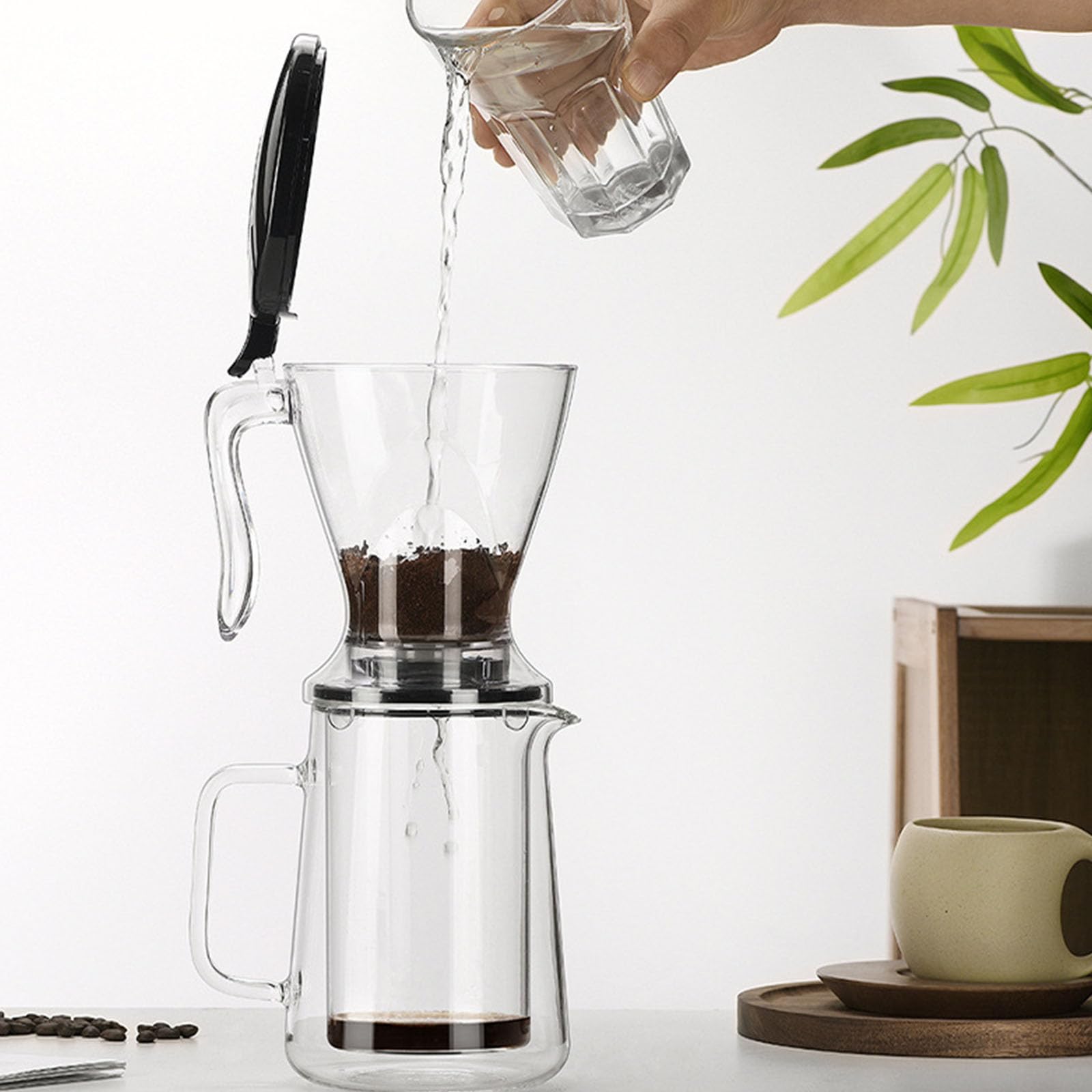 Moderno gocciolatore per caffè e caraffa in Vetro da 650 ml, Design Facile da Pulire, Tazza filtrante e vasetti da Condividere, Ideale per Appassionati caffè Che preparano quotidianamente
