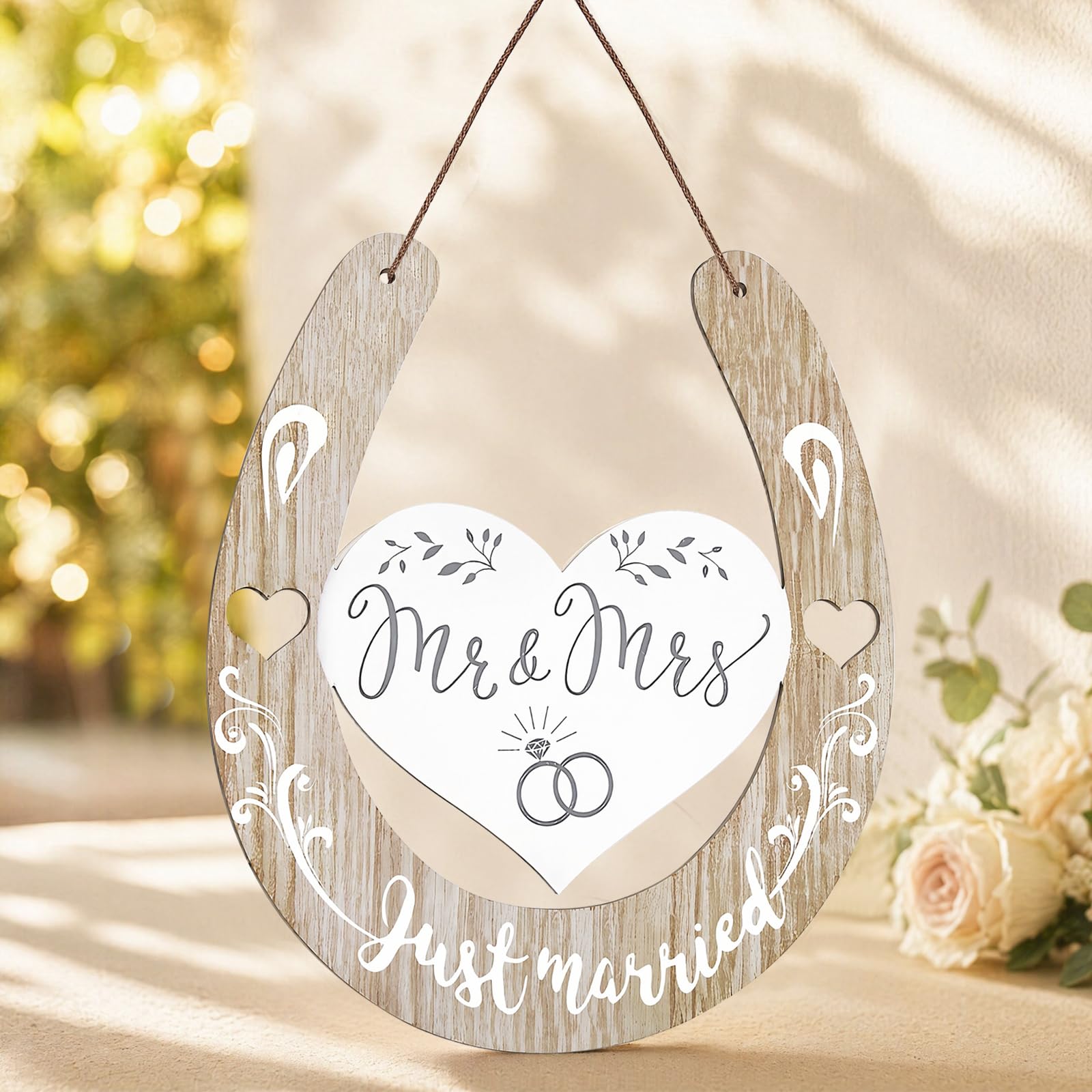 Msjuwek Wedding Horseshoe Just Married Gifts for Bride and Groom, Lucky Horseshoe Wedding Gift for The Bride, Mr and Mrs Presents with White Ribbon for Decorations