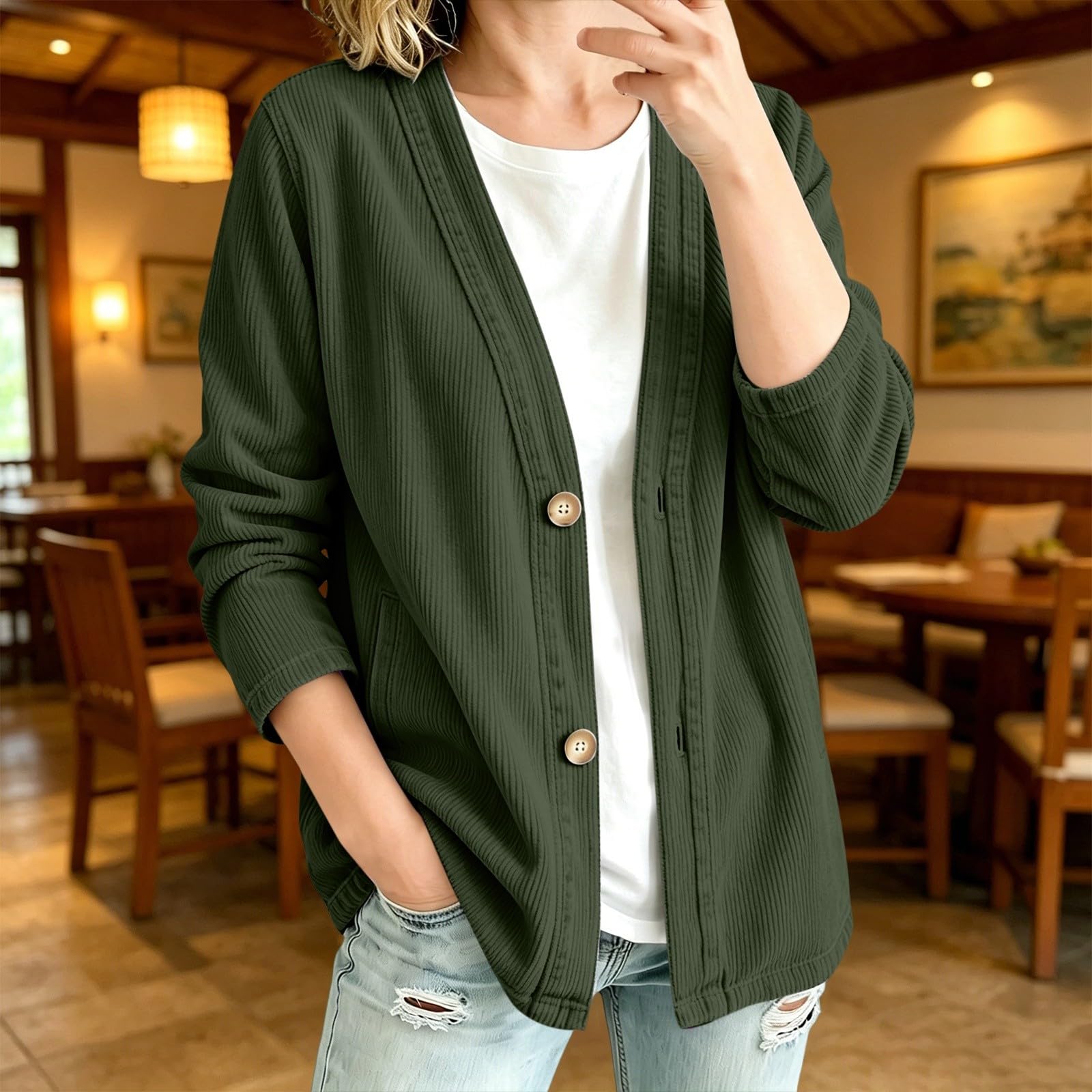 Veste pour femme en velours côtelé avec col en V, boutonnée sur le devant