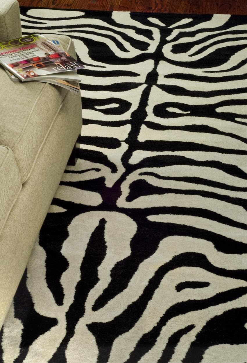 SAFAVIEH Soho Collection 2' x 3' Black / White SOH435A Handmade Premium Wool Accent Rug