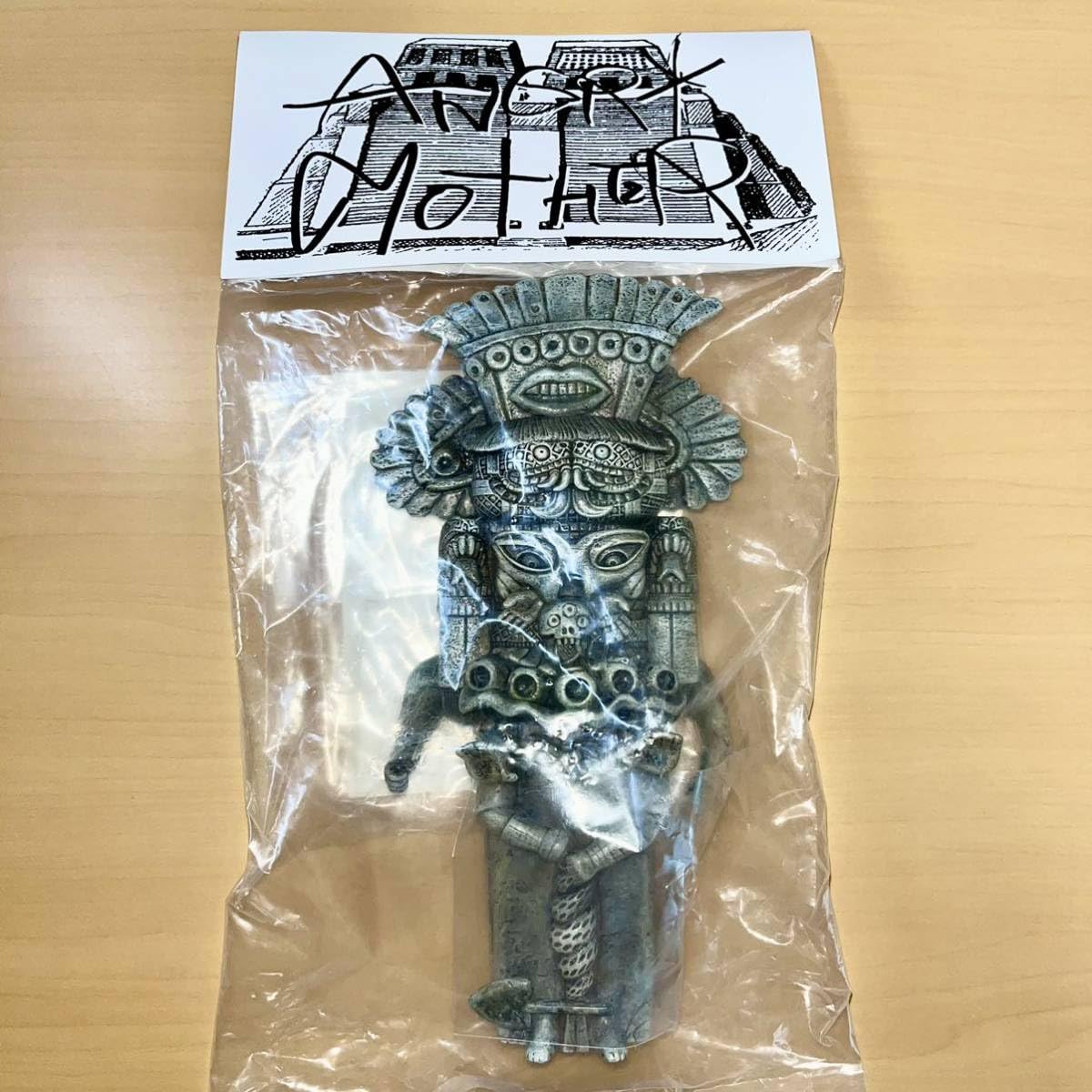 Amazon.co.jp: Angry Mother Stone Color Ver. 佃弘樹 メディコムトイ