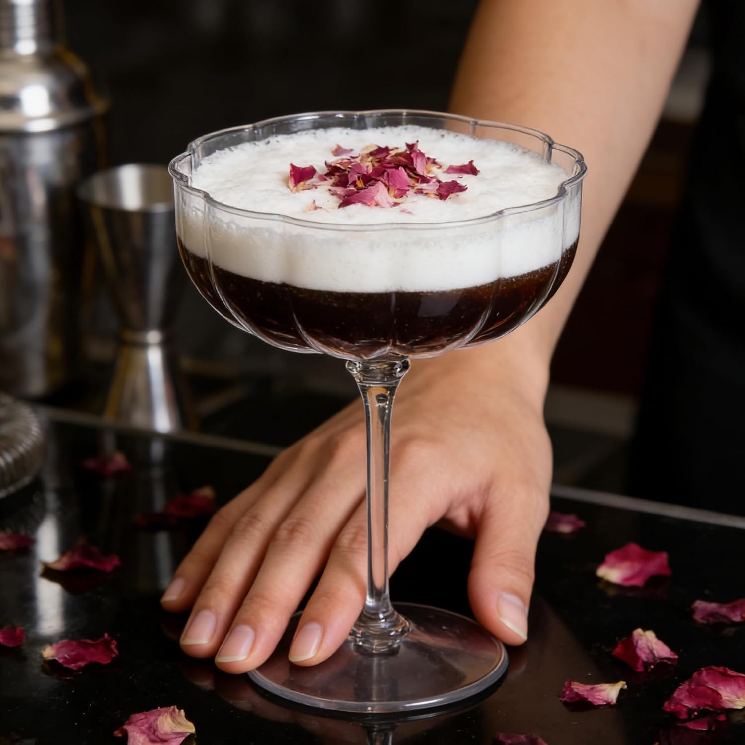 24Pcs Plastic Martini Glasses with Detachable Stem, 7oz Plasitc Coupe Glasses Petal Shape Vintage Cocktail Glassware Set Toasting Cups for Birthday Party Engagement Wedding (Clear) - Image 8