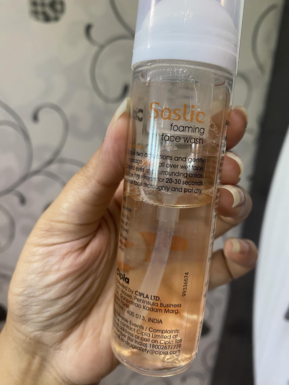 Cipla Saslic Foaming Face Wash pH 5.5 Salicylic acid Acne Prone