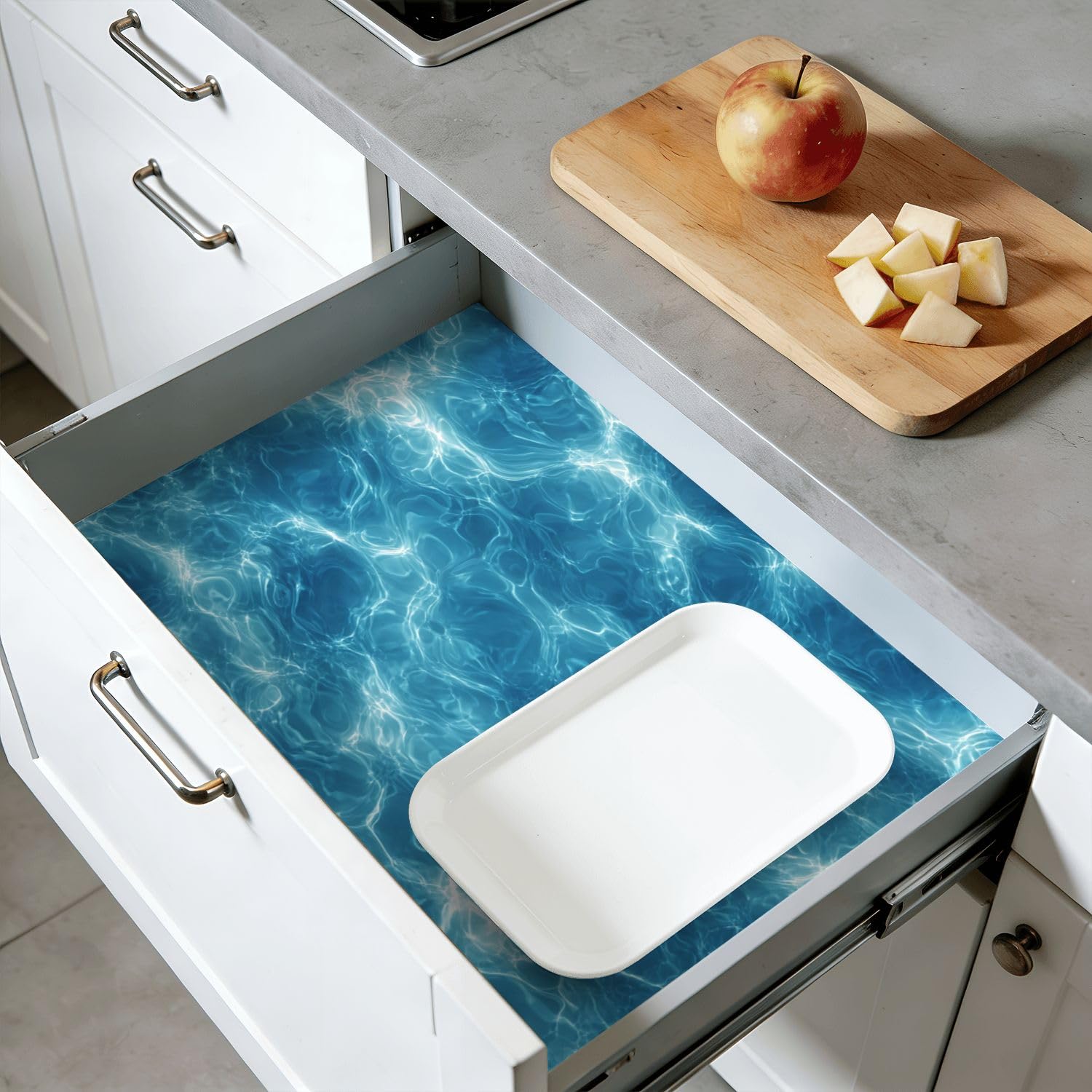 Rivestimento per mensole e armadietti, superficie dell'acqua blu, riflessi di luce solare, senza cuciture, autoadesivo, 45 cm x 3 m, carta da parati per armadi da cucina e cassetti