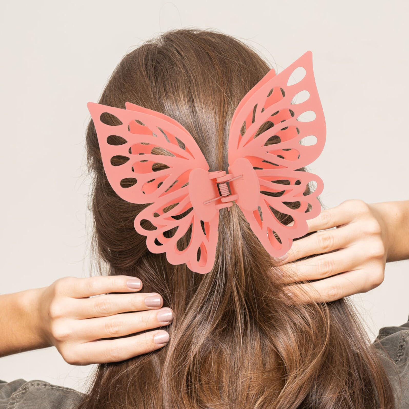 Angoily Große Schmetterlings Haarklammern Modische Lange Haarspangen 8 Stück Zufällige Farbe aus Ps und Abs Schonend zum Haar für Frauen für Partys und Hochzeiten