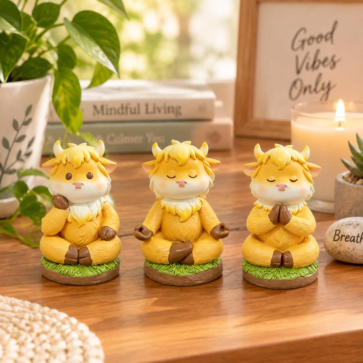 3 figuras de vaca de las tierras altas, estatuas de resina para decoración de ganado, meditando y orando, centro de mesa rústico para Navidad, Acción de Gracias, regalo de cumpleaños