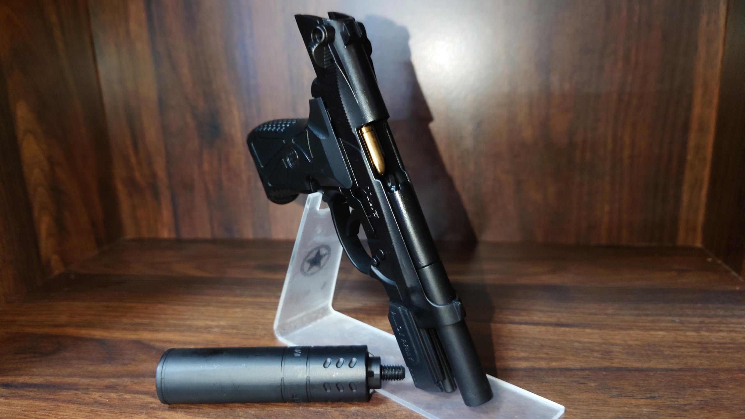 Amazon | 1/2スケール ミニチュア Beretta 90TWO セット AlloyModel