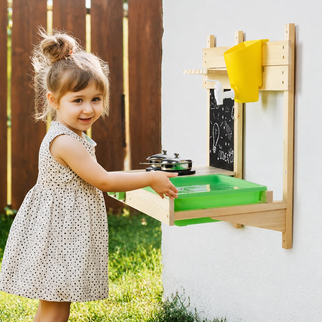 BlueWood Matschküche Kinder Outdoor, Kinderküche Holzspielzeug-Spielset mit, Spielfutter, Kochset und Matschküche Zubehör, Spielküche für Rollenspiel ab 3 Jahren Wandhängerversion